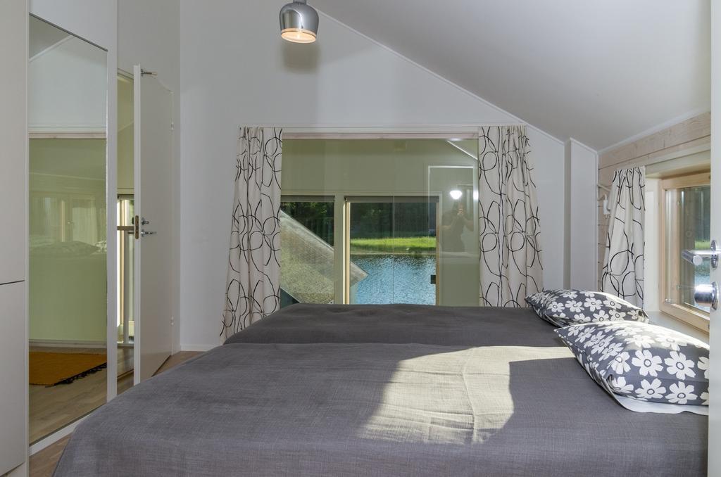 Strandby Villas Kaeringsund Екеро Стая снимка